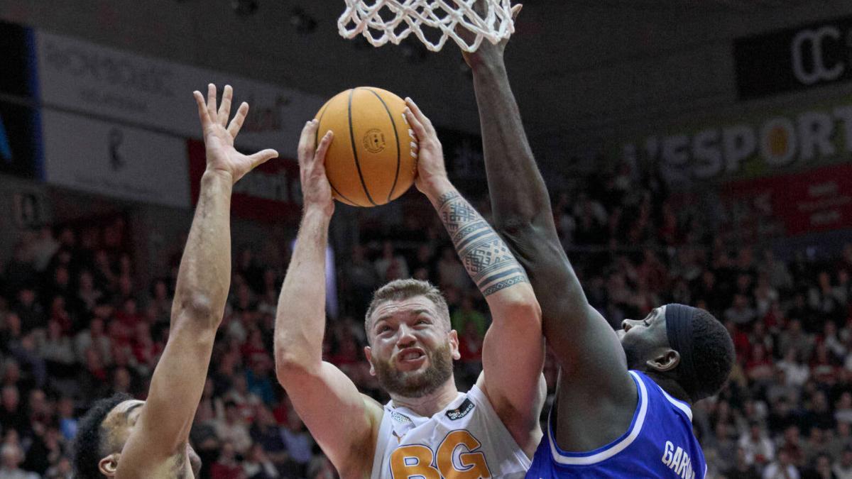 Martinas Geben, entre Garuba y Lyles