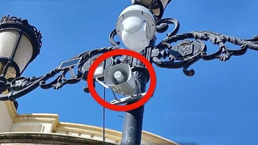 Vídeo | Sevilla ensaya su sistema de megafonía para Semana Santa con avisos en la calle