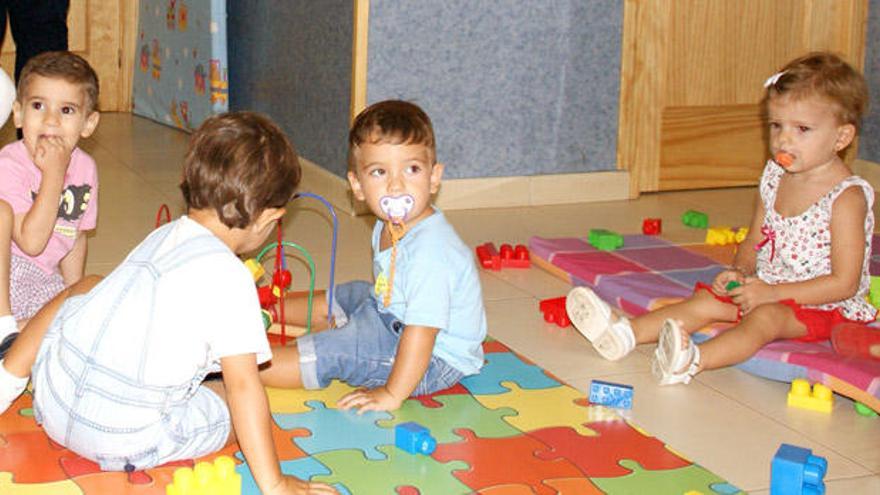 Más de 15.900 escolares han comenzado esta mañana las clases en la provincia de Málaga.