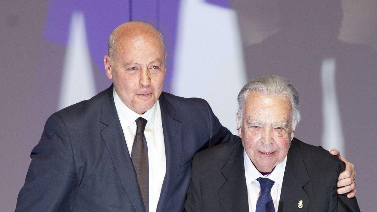 Pedro Ferrándiz junto a Juan Antonio Corbalán en los Premios Importantes de Información.