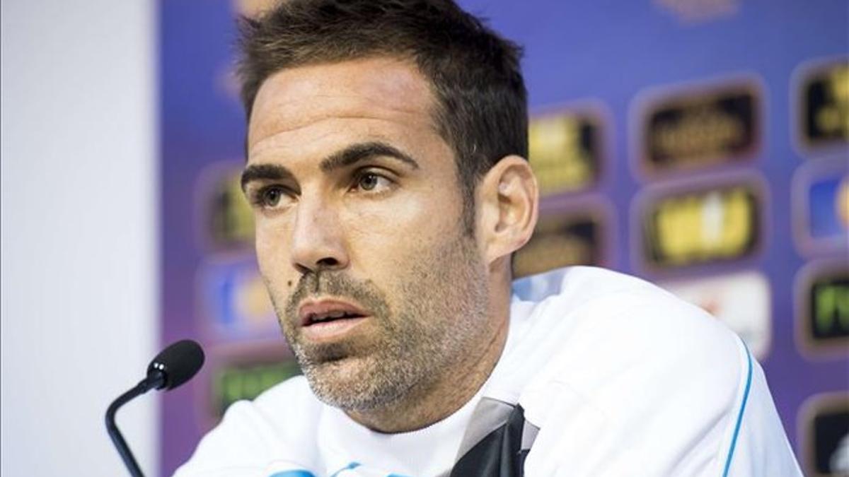 Fernando Navarro anuncia su retirada del fútbol en activo