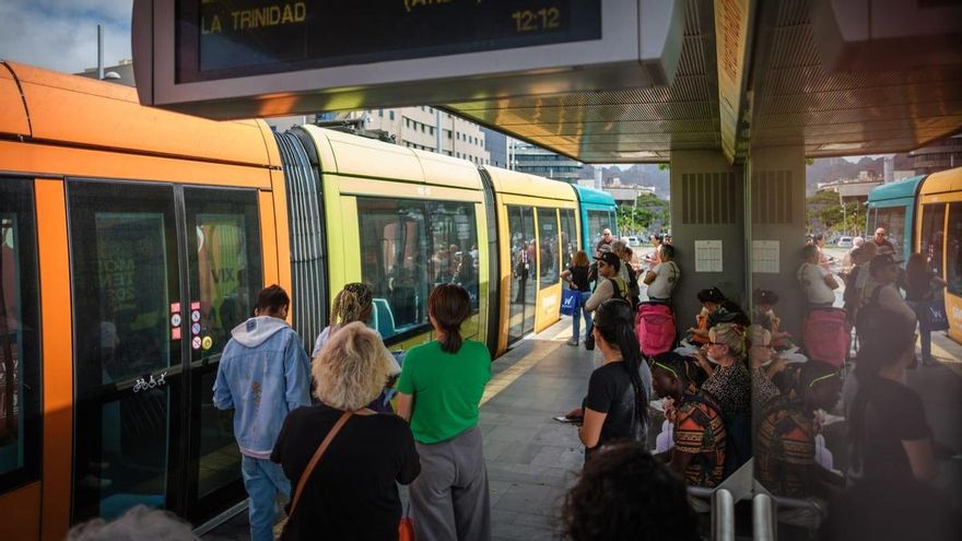 Workplace Accident Temporarily Halts Tenerife Tram Services