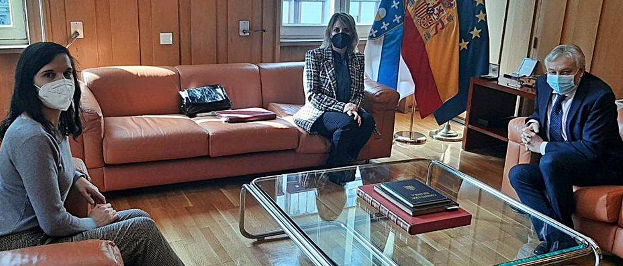 Noelia Rodríguez, en la reunión con Emilio González.   | // FDV