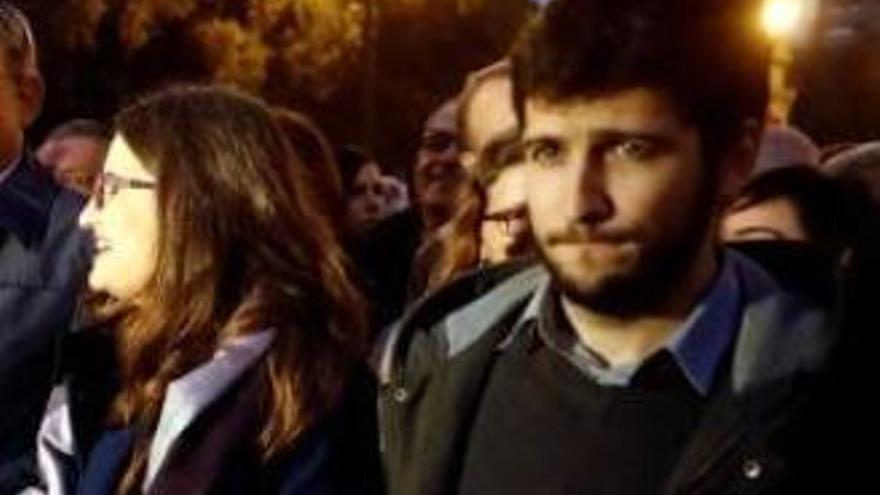 El dilema de Podemos: dar aire a PSPV y Bloc o pedir cabezas