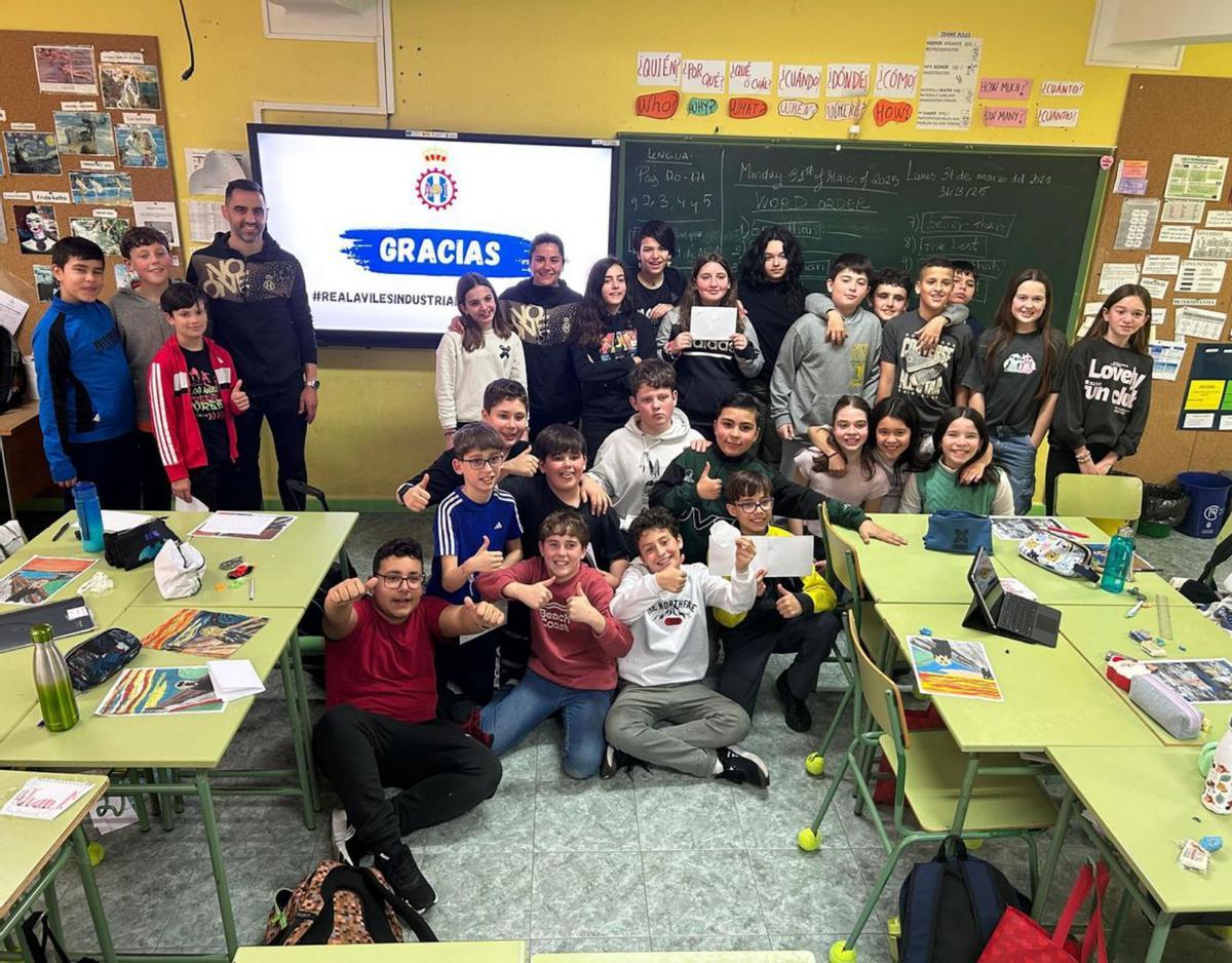 Viti y Pali, depués de la so charla nel Palaciu Valdés.