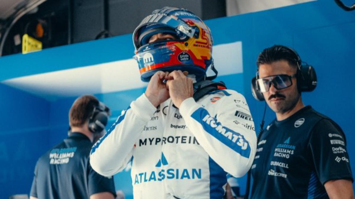 Carlos Sainz, este viernes en el box de Williams