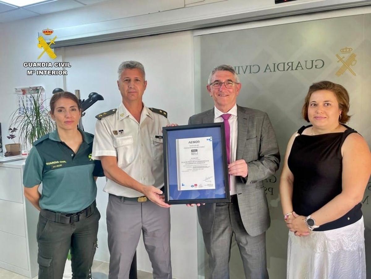 Entrega del sello de calidad.