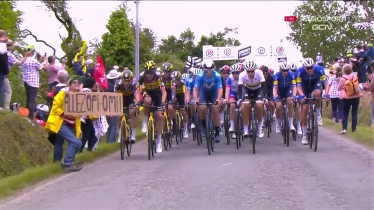 Moment de l&#039;accident amb l&#039;aficionada al Tour de França