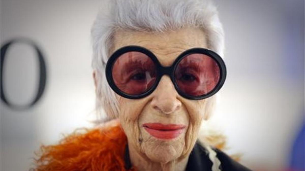 Iris Apfel despide la edición de la 080 Barcelona con la proyección de 'IRIS' en la Fundació Miró de Barcelona.