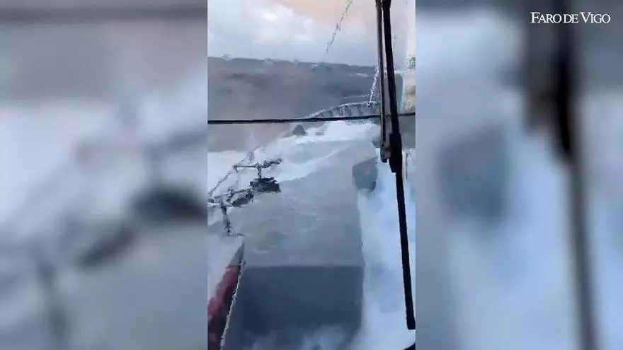 La flota gallega enfrenta la borrasca Joseph en Gran Sol