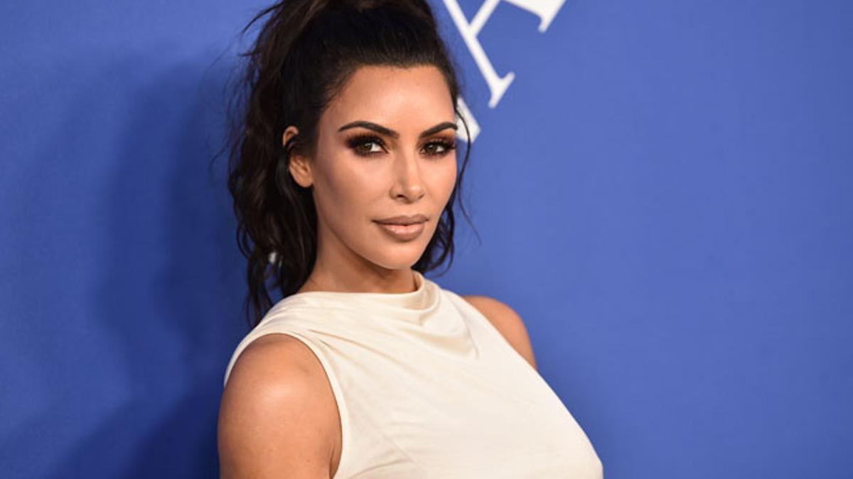 Kim Kardashian premiada como reina de las redes sociales