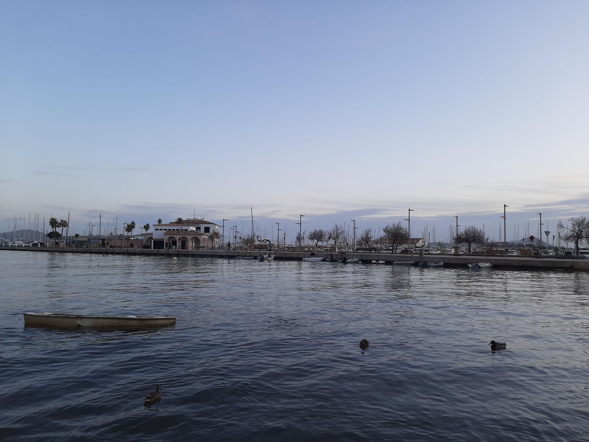 Port de Pollença - ein Urlaubsort auf Mallorca im Winterschlaf