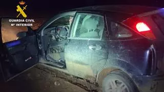 Detenido un joven sin carnet por darse a la fuga en la N-2 y abandonar su coche en Contamina