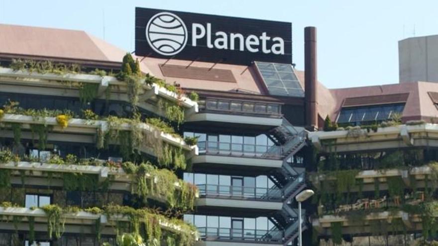 Planeta cierra la estructura comercial de Círculo de Lectores