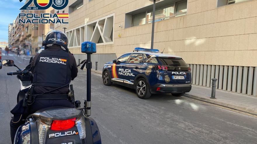 Detenidos dos hombres tras ser sorprendidos in fraganti mientras intentaban robar en un chalet de Alicante