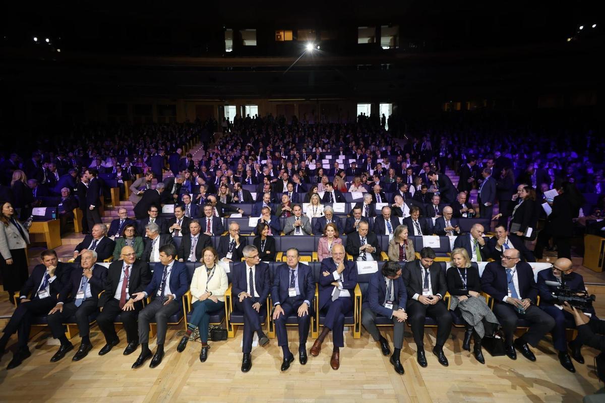 Els grans empresaris carreguen contra l’amnistia en l’acte de Quiero Corredor