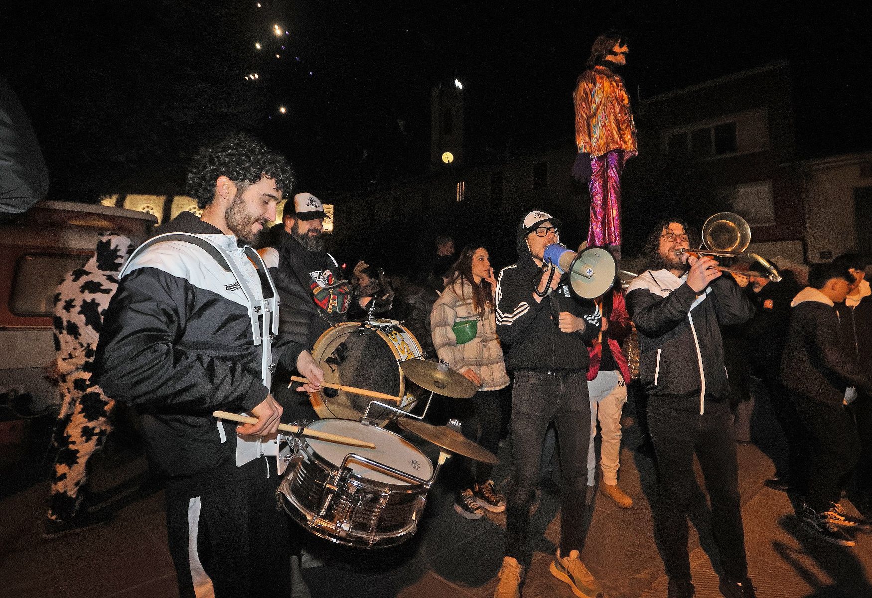 Sallent es desferma amb una rebuda gegantina entre focs d’artifici