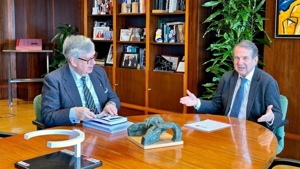 El alcalde recibió a Vieites en Alcaldía esta mañana.