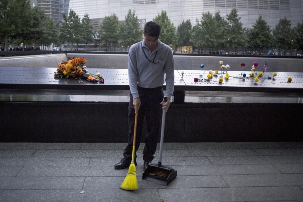 Estados Unidos recuerda este domingo, 15º aniversario de los atentados del 11 de septiembre de 2001, a las víctimas de los ataques contra las Torres Gemelas y el Pentágono.