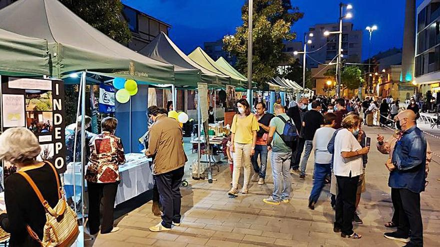 La 9a Mostra d’Entitats d’Igualada enceta les activitats de l’Octubre Solidari  | AJUNTAMENT D’IGUALADA