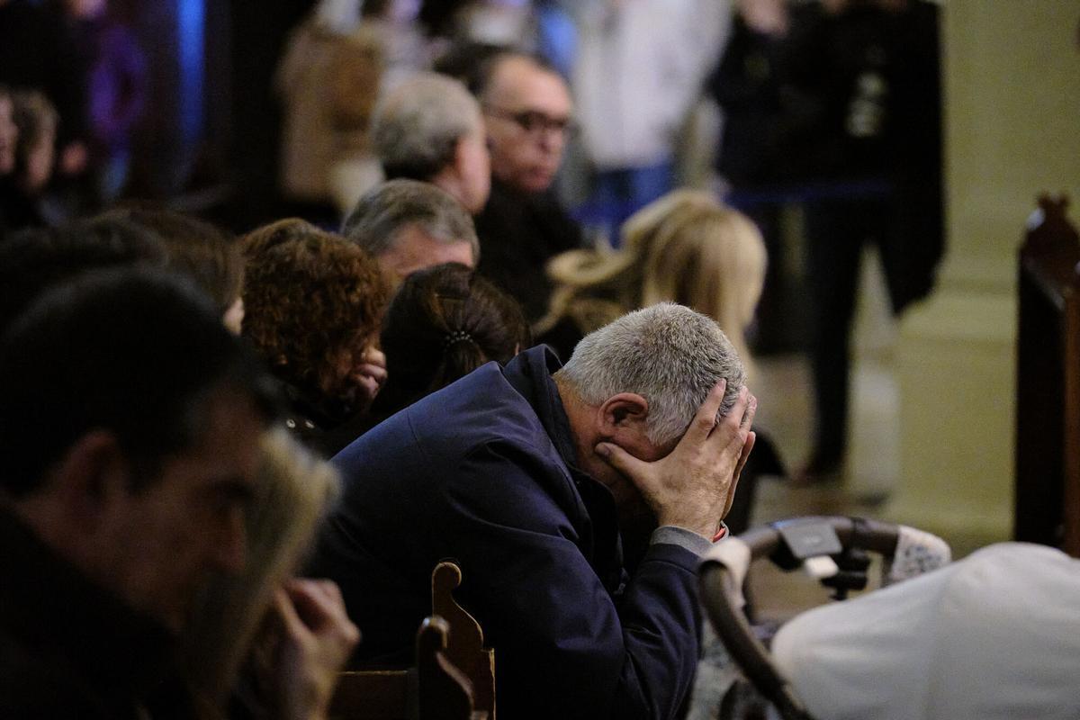 El obispo de Málaga, José Antonio Satué, ha recordado a todas las víctimas del accidente ferroviario de Adamuz (Córdoba) durante una misa que se ha celebrado este domingo en la Catedral Basílica de la Encarnación