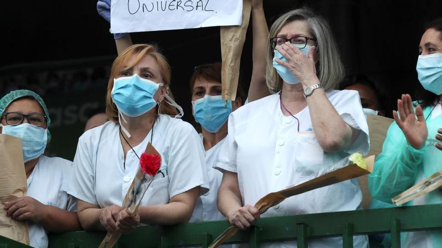 Médicos con mascarillas en Madrid.