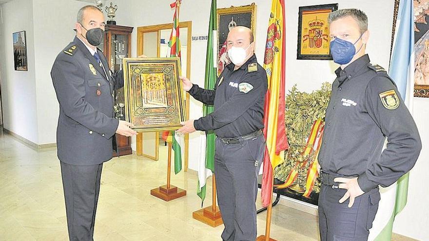 Homenaje de la Policía Nacional a Rafael Blancar