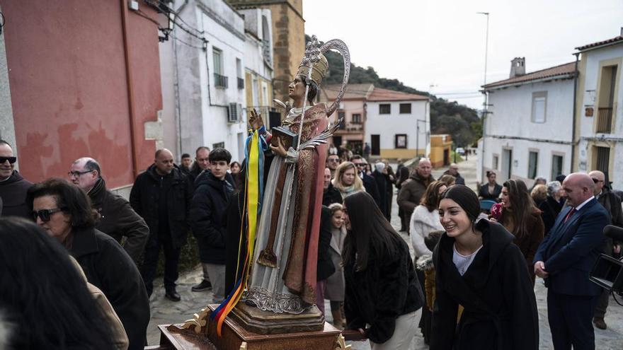 Video | San Fabián y San Sebastián procesionan en Portezuelo