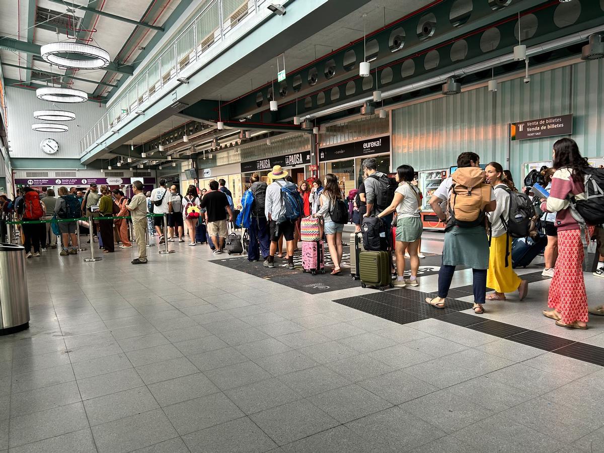 La circulación ferroviaria entre Galicia y Madrid se reestablece con normalidad: "Hemos llegado a Santiago sin incidencias ni retrasos"