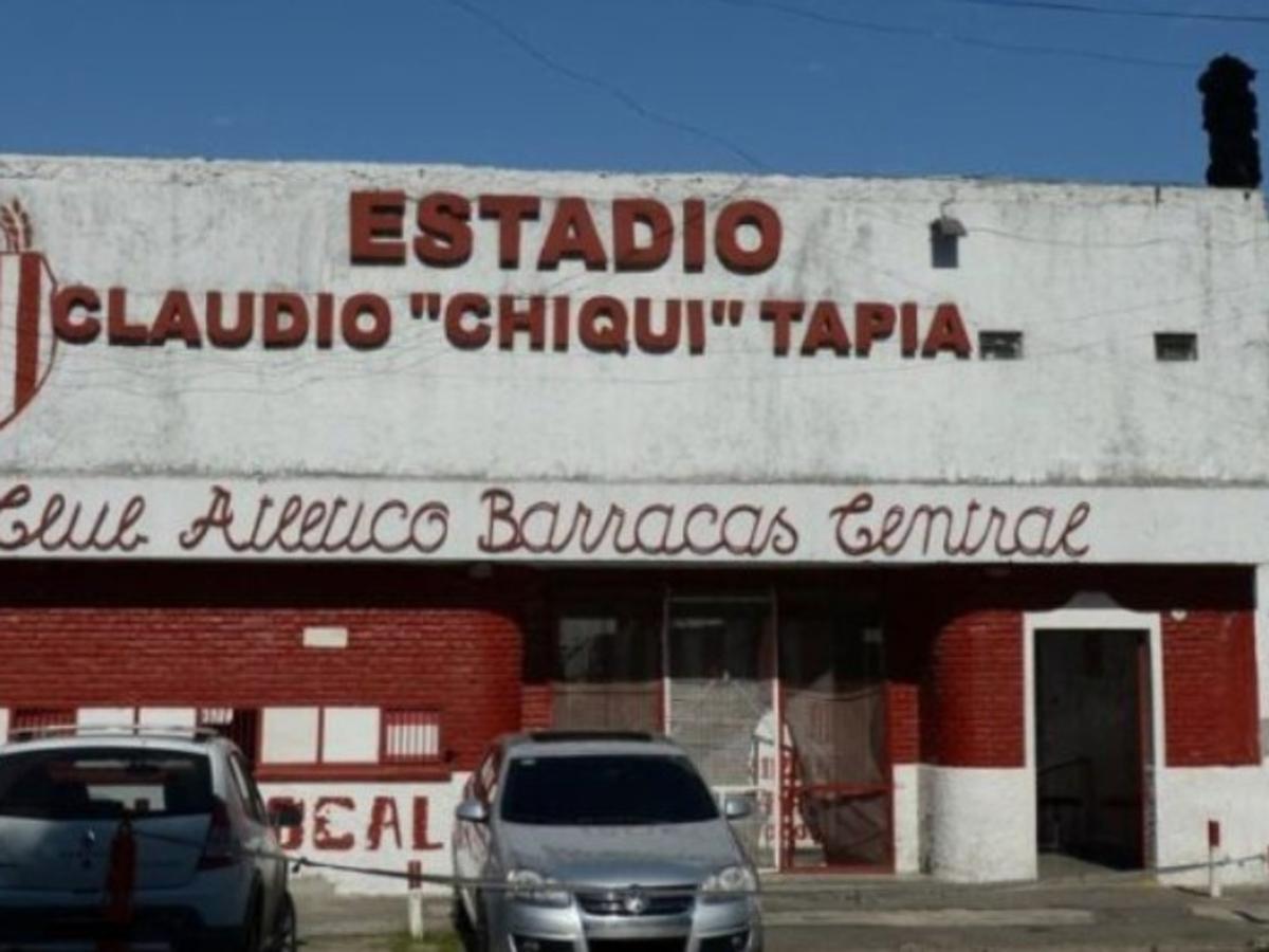 Estadio &quot;Chiqui Tapia&quot;