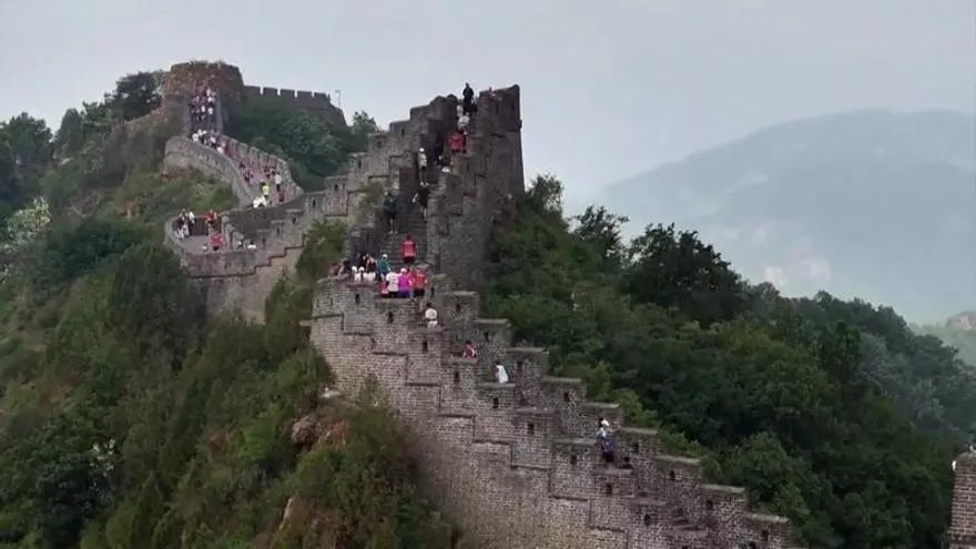 La Gran Muralla china pone a prueba a 1.500 corredores de 50 países