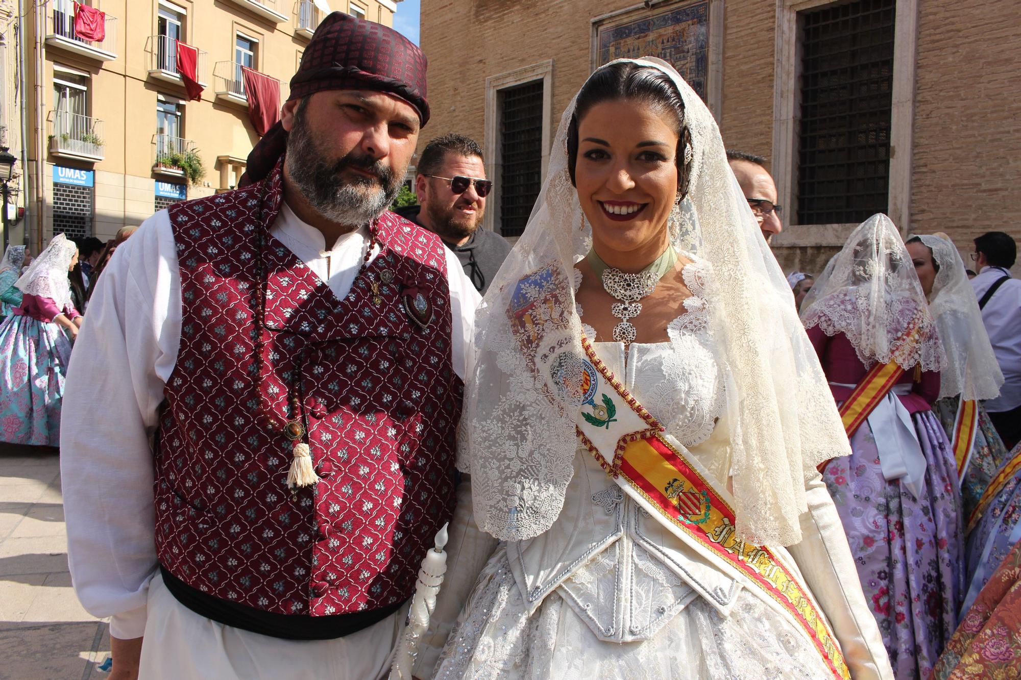 La fuerza de las Fallas en la Procesión de la Virgen (I)