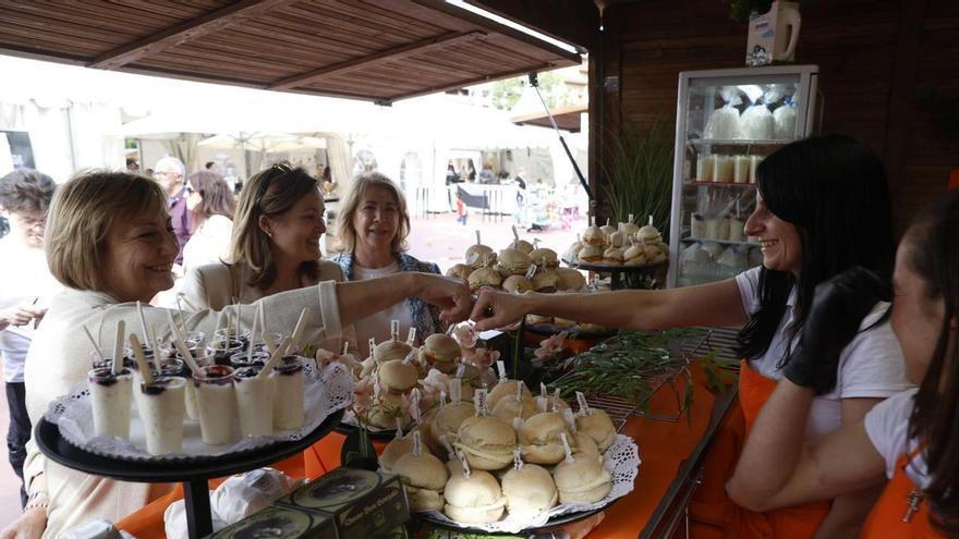 EN IMÁGENES: Inauguración de la Feria del Vino y el Queso de Avilés