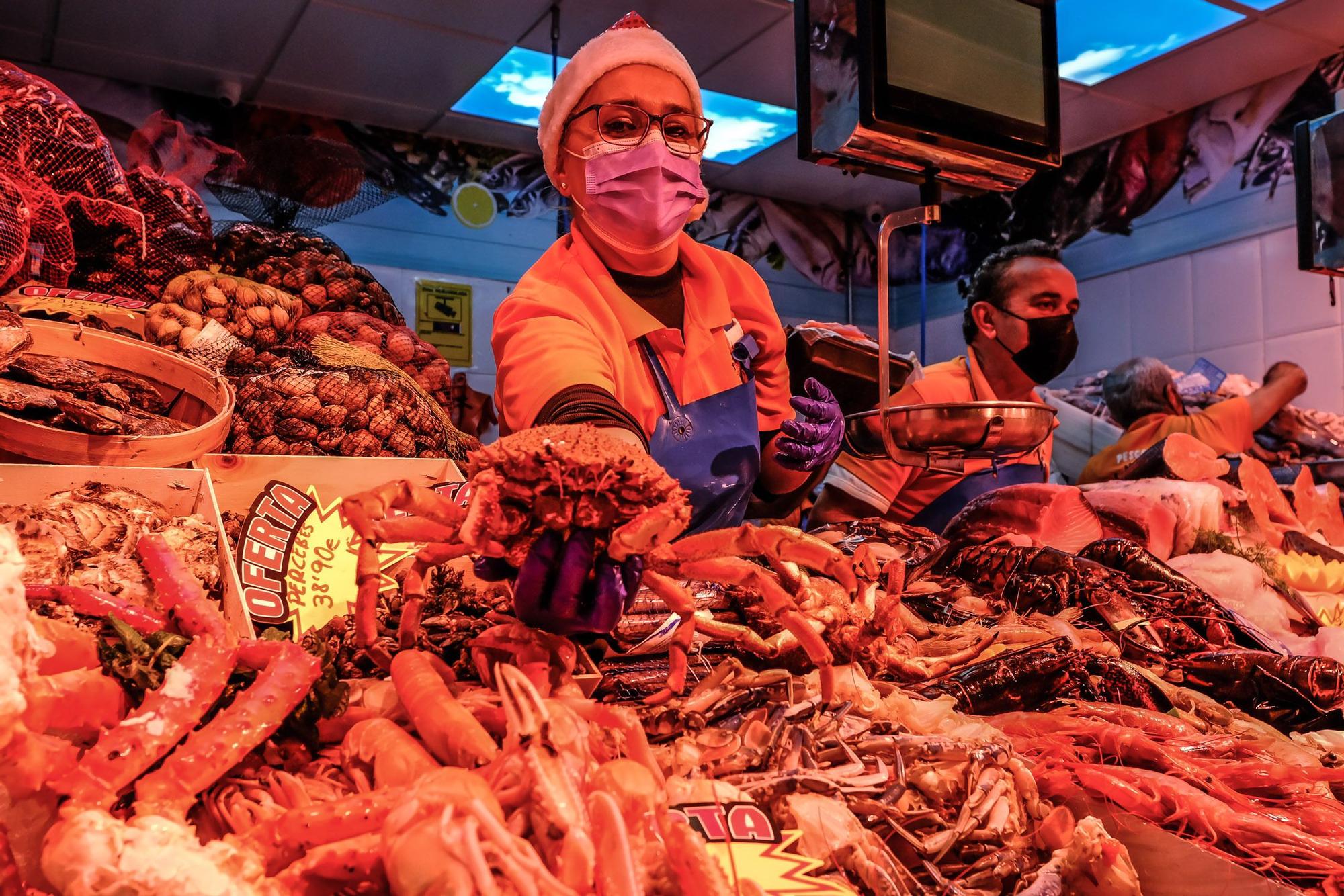 Compras para la cena de Nochebuena en el Mercado Central de Las Palmas de Gran Canaria