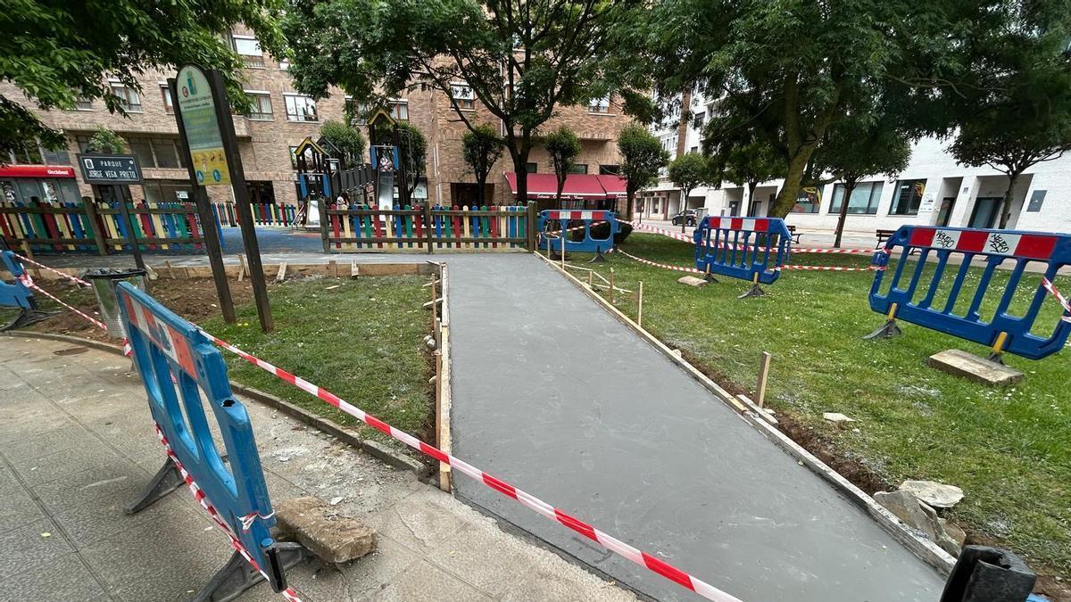 Obras en el parque Jorge Vega de Piedras Blancas.