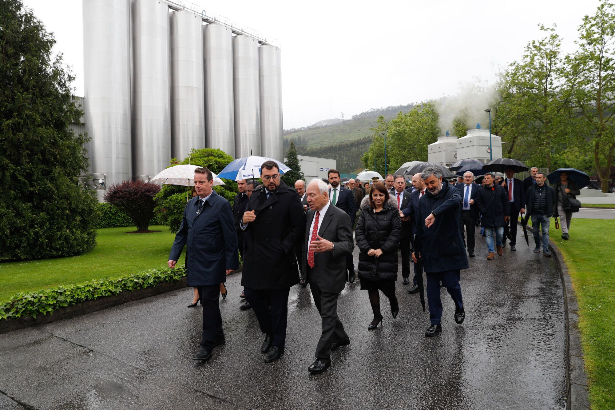 EN IMÁGENES: Inauguración de la nueva planta de Reny Picot en Anleo (Navia)