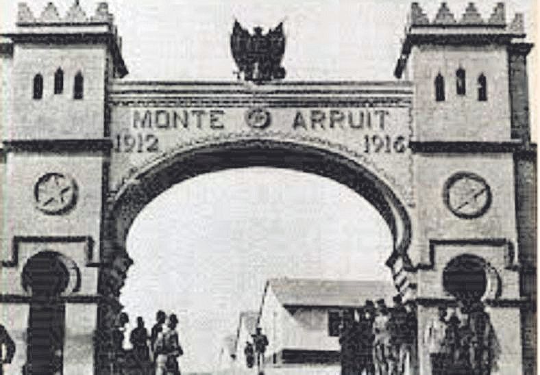 Entrada Monte Arruit después del asedio