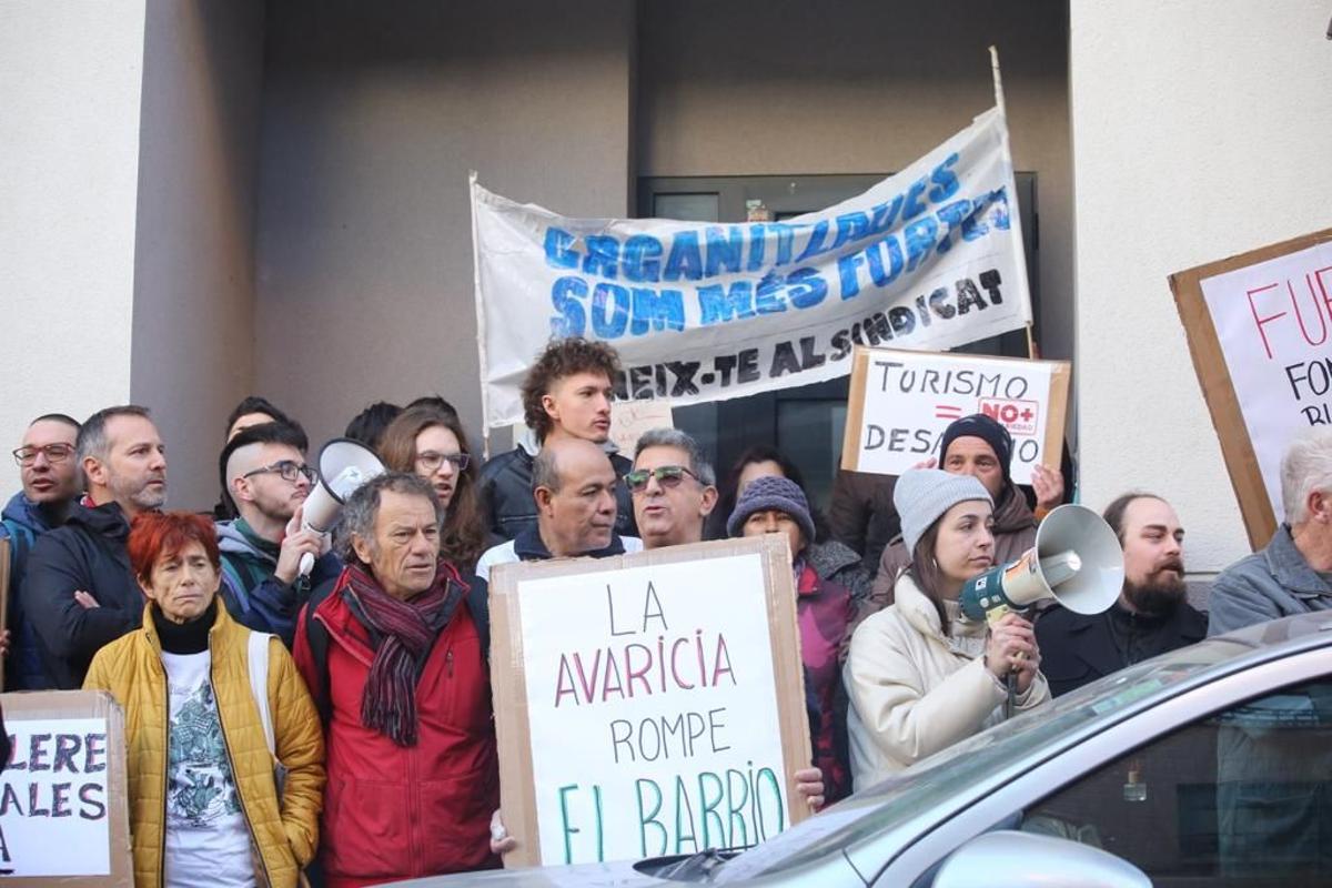 Desahucio de una pensionista y su hijo con discapacidad en Alicante