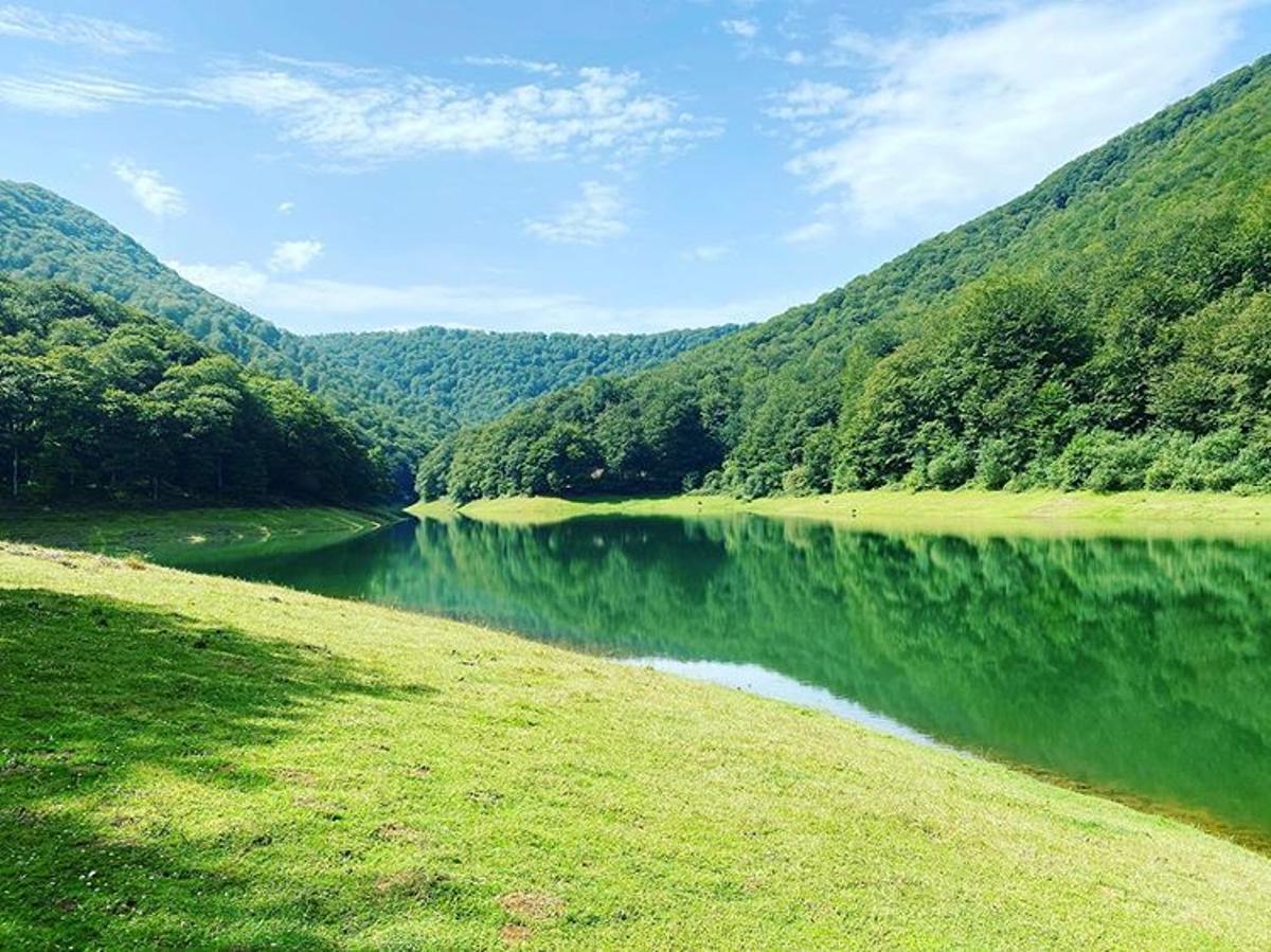 Lago del Leurtza (Navarra) 940 menciones