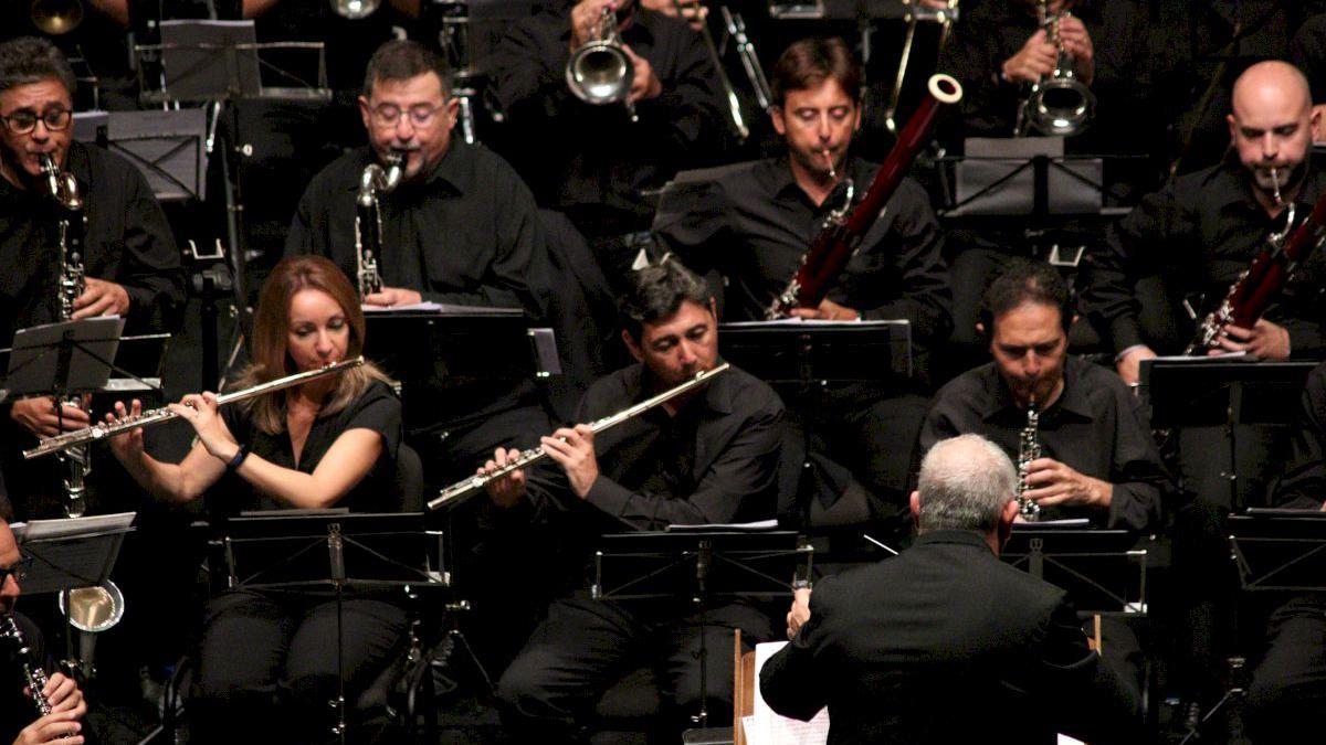 La Banda Municipal de València durante un concierto.