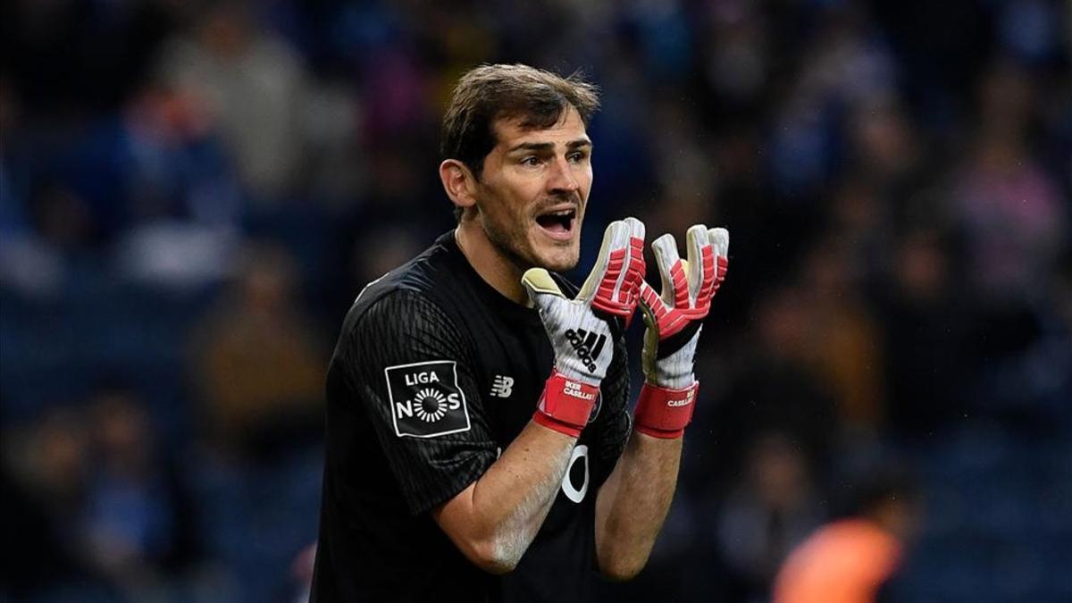 Casillas se resiste a colgar los guantes