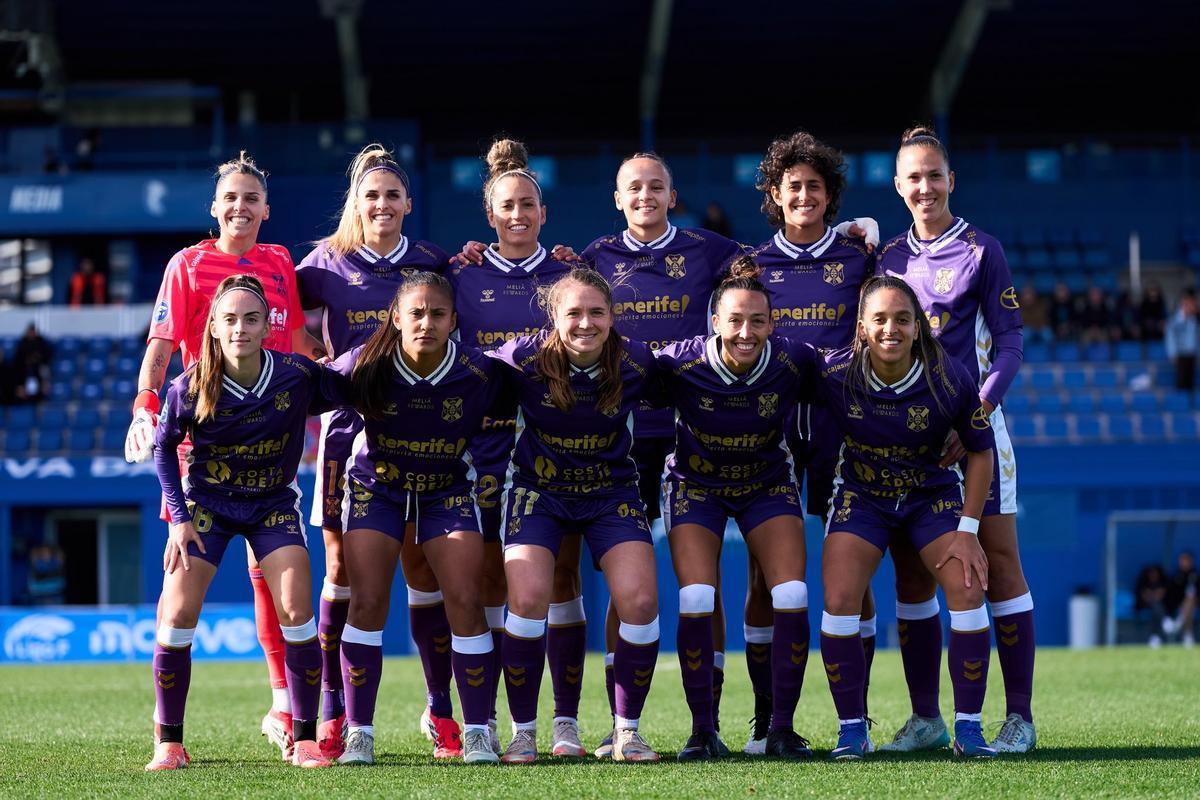 Alineación del Costa Adeje Tenerife en el partido contra el Espanyol.