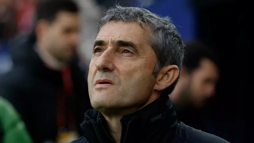Valverde: "Sale un penalti de la nada"