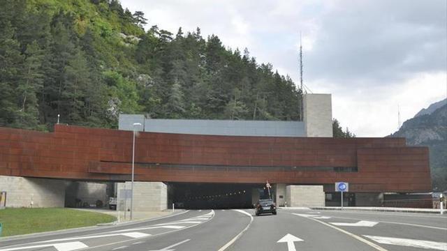 CEOE pide impulsar los pasos transfronterizos por Aragón