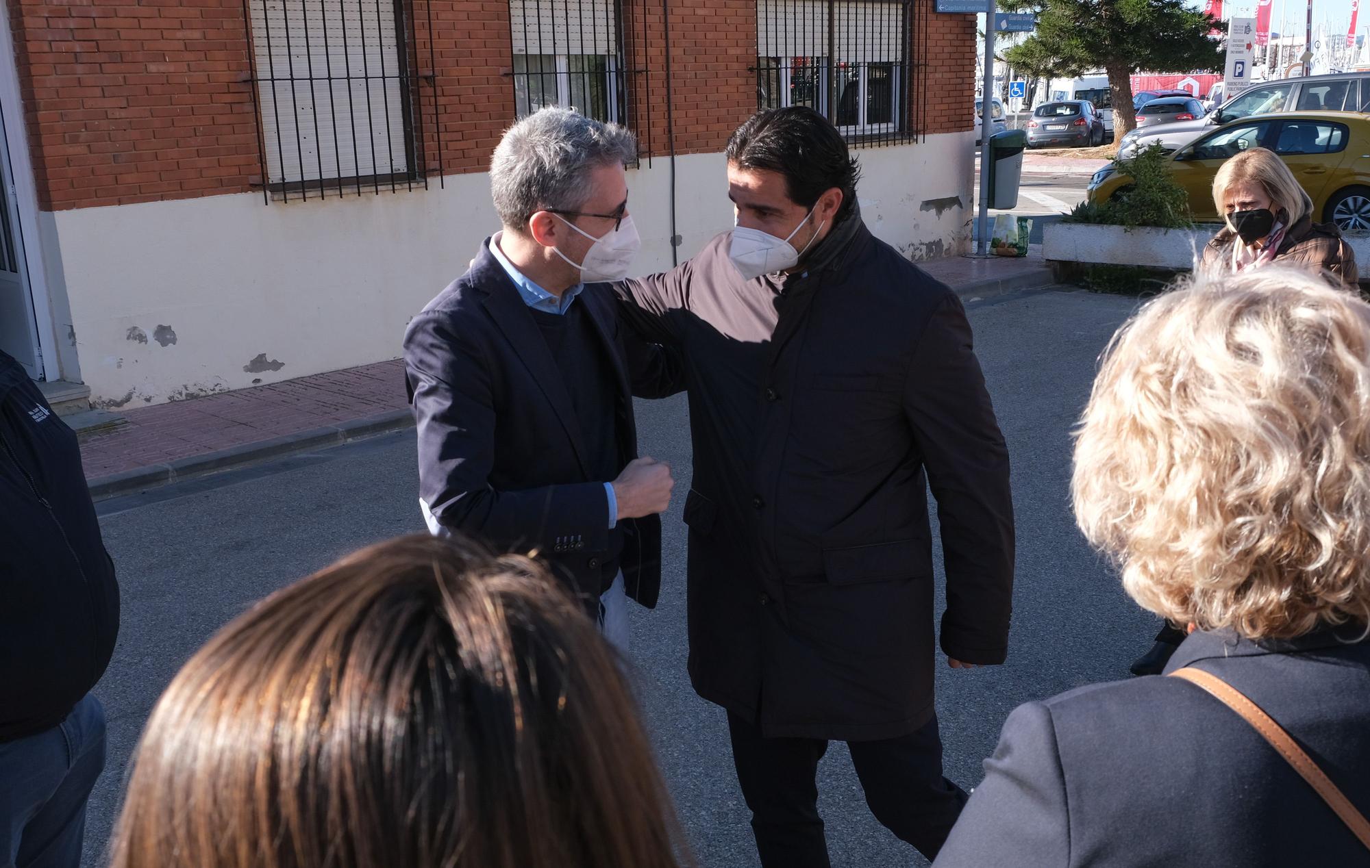 Presentación del proyecto de una nueva superficie comercial y de ocio en la zona portuaria de Torrevieja con la presencia de el presidente Ximo Puig, el conseller Arcadi España, el alcalde Eduardo Dolón y el empresario Enrique Riquelme