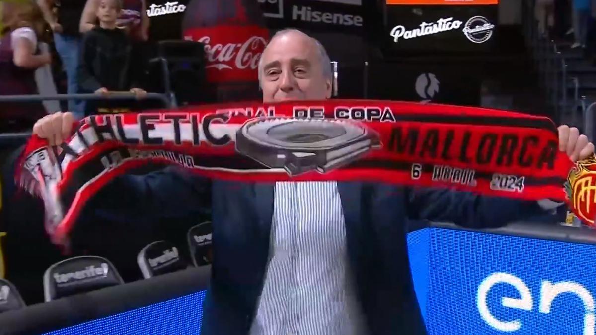 Vidorreta celebra la Copa del Rey ganada por el club de sus amores: el Athletic de Bilbao