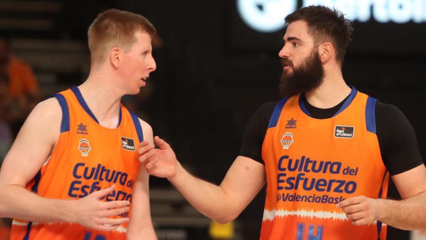 Exhibición del Valencia Basket ante el Betis para coger aire