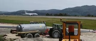 Arranca el traslado de vuelos de Vigo a Santiago por el cierre un mes de Peinador