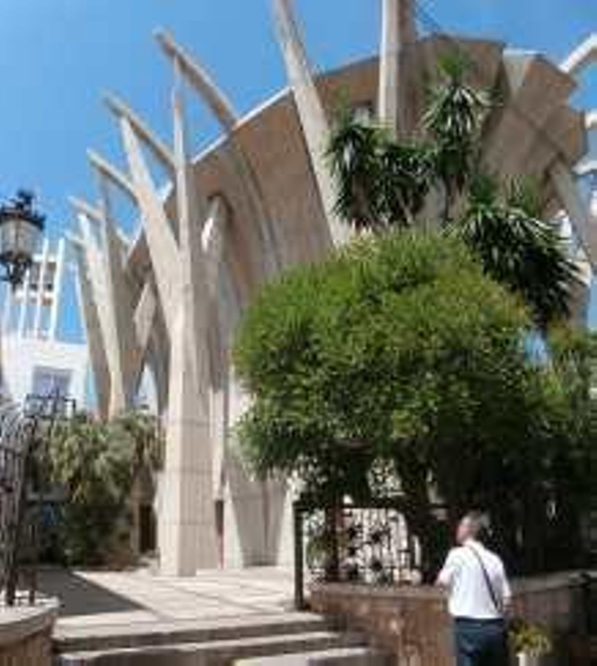 Las cámaras de vigilancia se cuelan en las iglesias de Pego y Xàbia