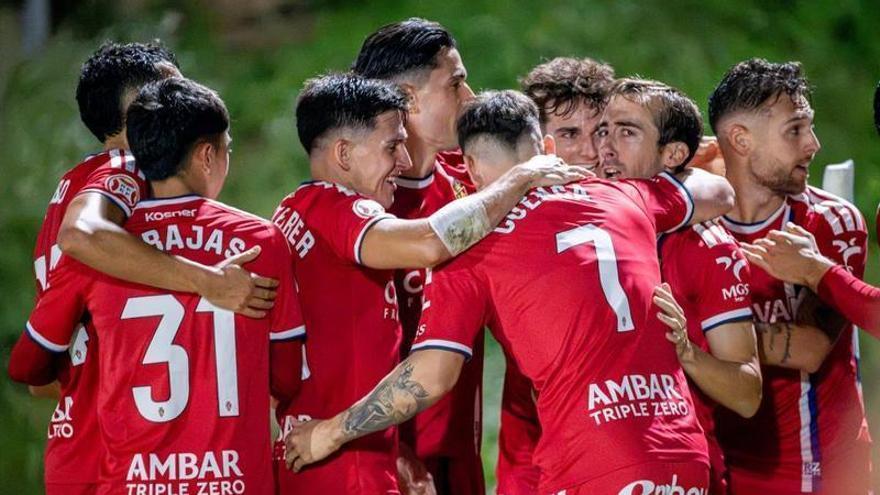 El Real Zaragoza cumple el plan de vuelo previsto del campeón y para el ascenso directo
